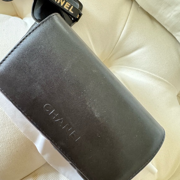 CHANEL Black Square Frame Sunglasses with Gold Logo main image 4